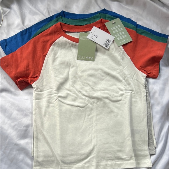 H&M Other - NWT H&M Set of 3 Color Block Short Sleeve Tees 5T/6